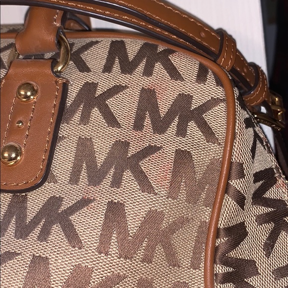Michael Kors Handbag - Picture 2 of 5